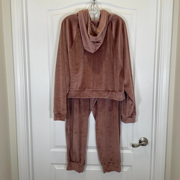 Victoria's Secret Pink Track Jacket& Joggers - Picture 7 of 10